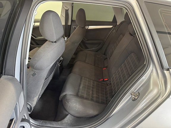 Audi A4 11 of 15