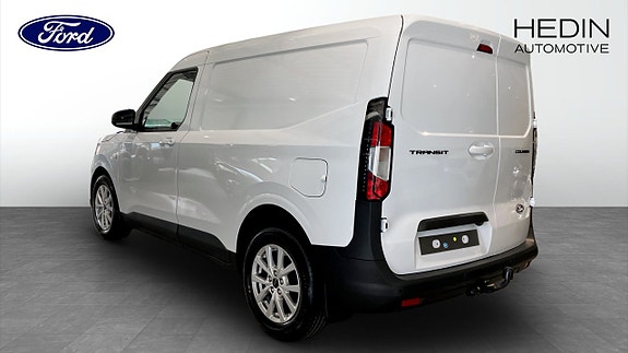 Ford Courier 6 of 9