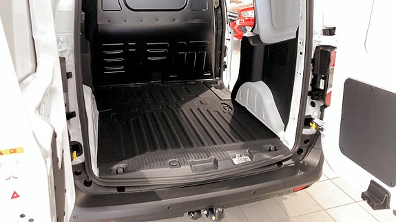 Ford Courier 5 of 9