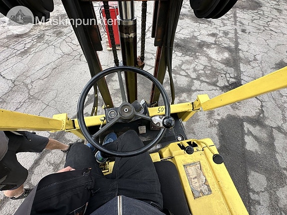 Hyster E-120B 15 of 27