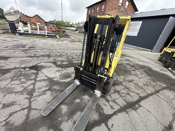 Hyster E-120B 2 of 27