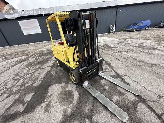 Hyster E-120B 3 of 27