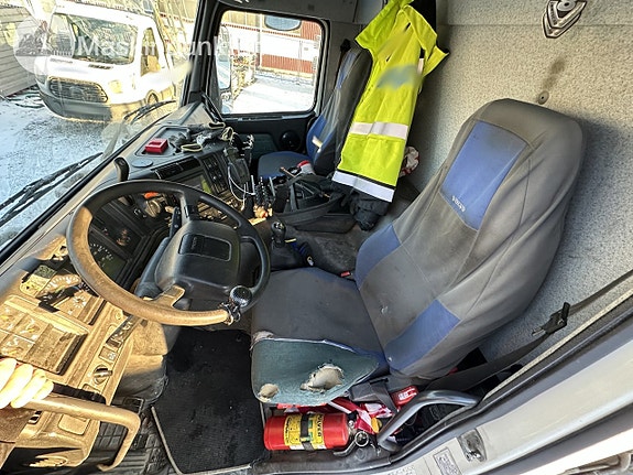 Volvo fm7 brädgårdsbil/kranbil 15 of 27