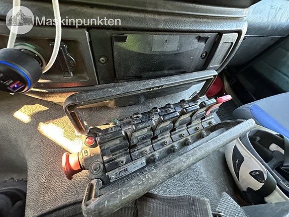 Volvo fm7 brädgårdsbil/kranbil 20 of 27