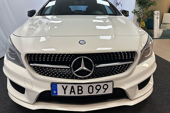 Mercedes-Benz CLA200 7 of 12