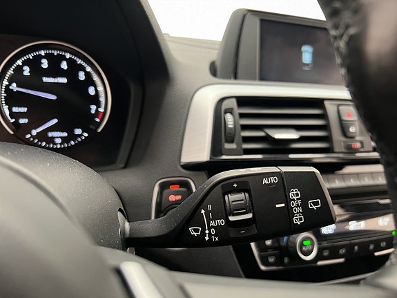 BMW 118i 17 of 30