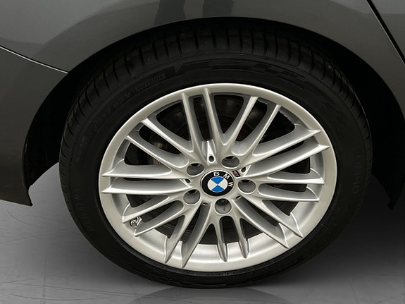 BMW 118i 29 of 30
