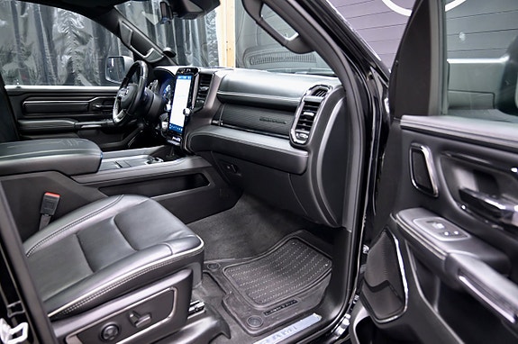 Dodge RAM 11 of 27