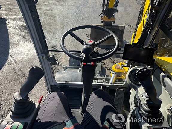 Hjulgrävare Wacker Neuson EW100 13 of 27