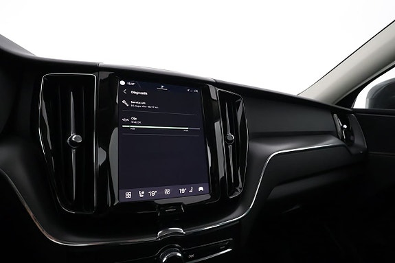 Volvo XC60 14 of 17