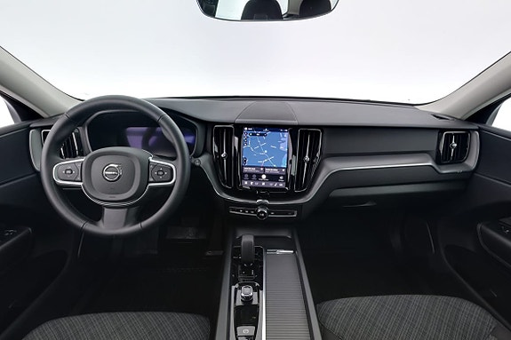 Volvo XC60 7 of 17