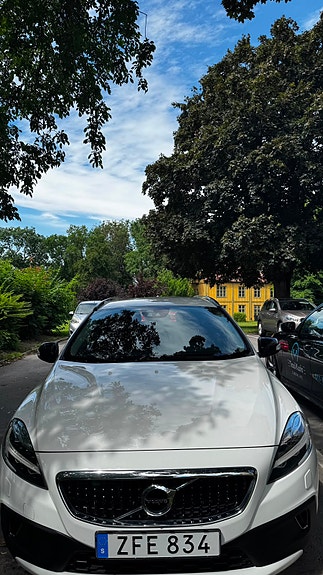 Volvo V40 Cross Country 5 of 13