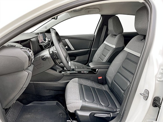Citroen C4 X 4 of 5