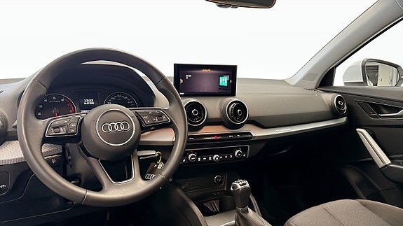 Audi Q2 10 of 12