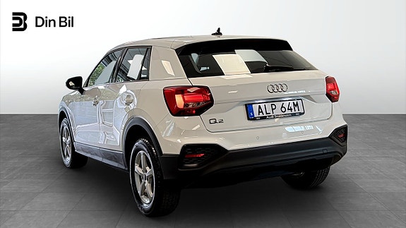 Audi Q2 3 of 12