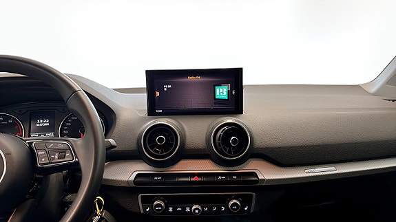 Audi Q2 9 of 12