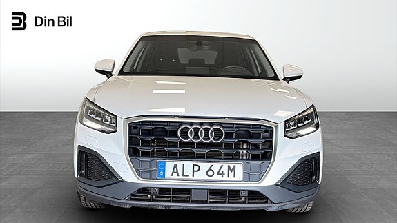 Audi Q2 4 of 12