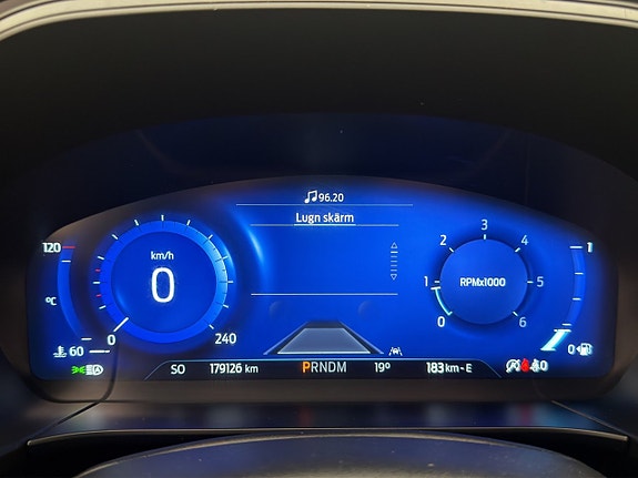 Ford Kuga 16 of 30