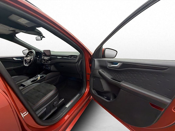 Ford Kuga 23 of 30