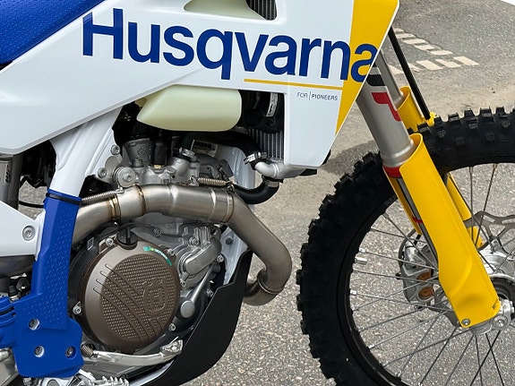 Husqvarna FE 450 / Nu i butik / Räntefritt 24mån 3 of 10
