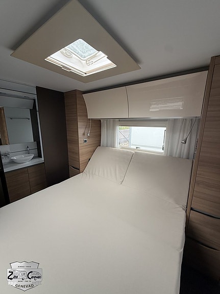 Adria ALPINA 663 HT 7 of 12