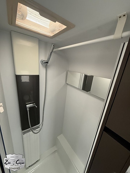 Adria ALPINA 663 HT 9 of 12