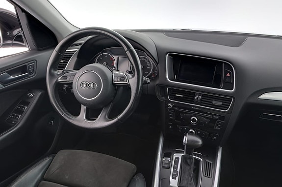 Audi Q5 8 of 17