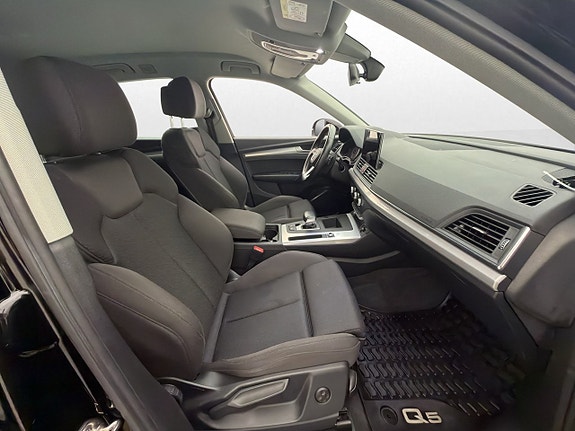 Audi Q5 27 of 30