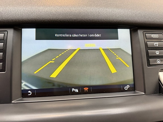 Land Rover Discovery Sport 15 of 15