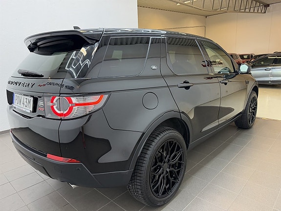 Land Rover Discovery Sport 10 of 15