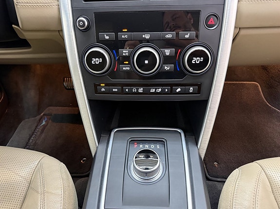 Land Rover Discovery Sport 12 of 15