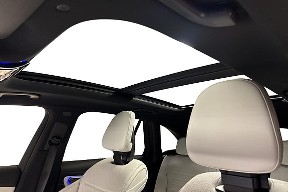Mercedes-Benz GLC300 de 15 of 21