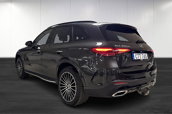 Mercedes-Benz GLC300 de 4 of 5