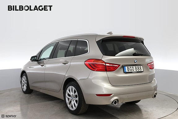 BMW 218d 3 of 18
