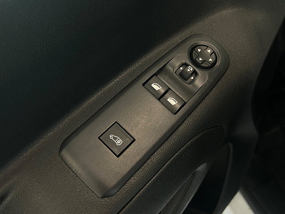 Peugeot Partner 26 of 26