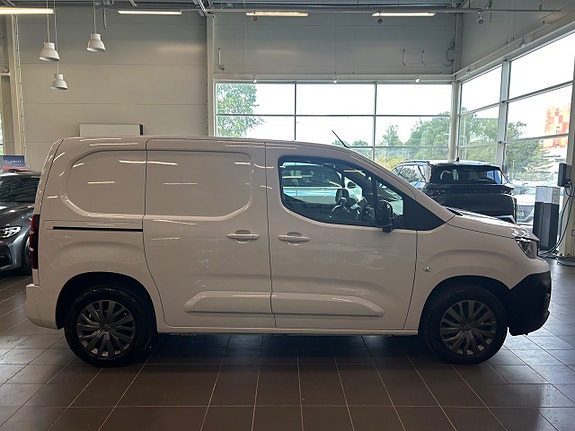 Peugeot Partner 8 of 26