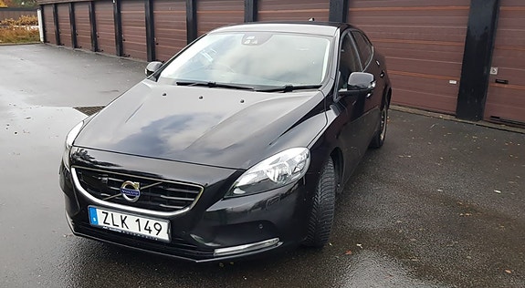 Volvo V40 2015