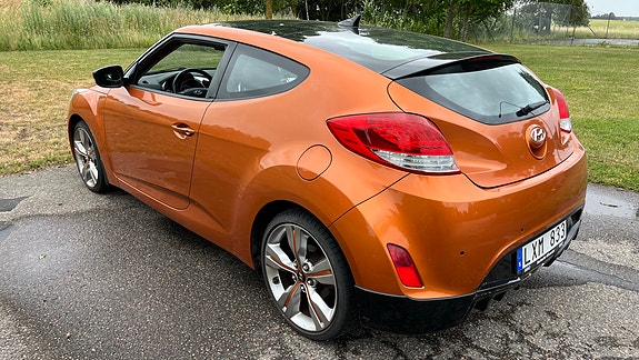 Hyundai Veloster 10 of 11