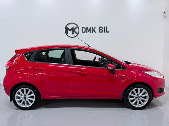 Ford Fiesta 4 of 5