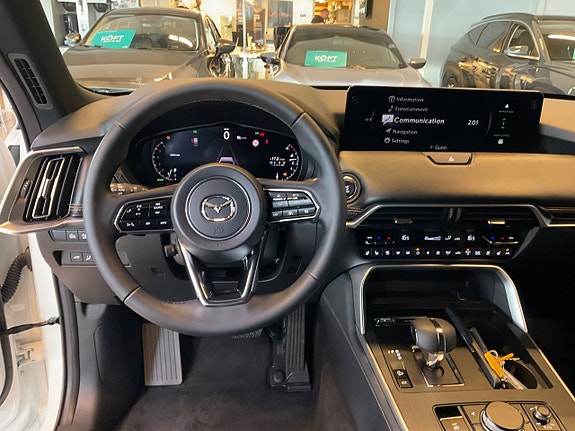 Mazda CX-80 13 of 16