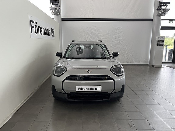 MINI Aceman SE 2 of 5