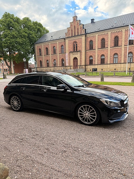Mercedes-Benz CLA220 d 4 of 5