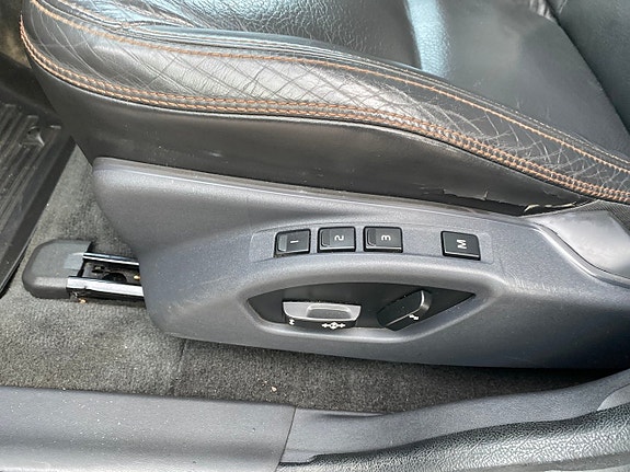 Volvo XC60 12 of 14