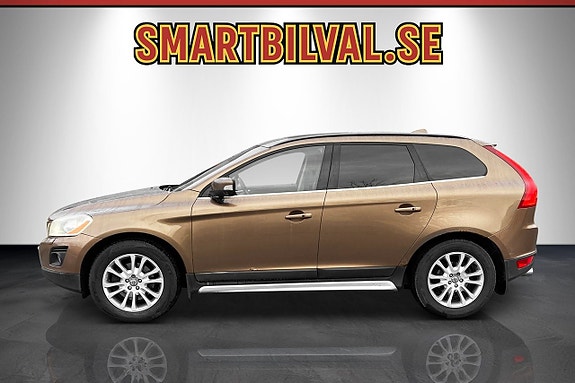 Volvo XC60 2 of 14