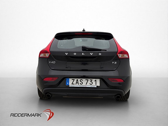 Volvo V40 6 of 28