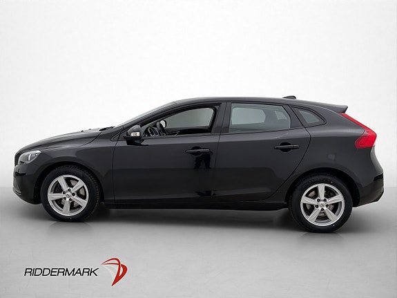 Volvo V40 4 of 28