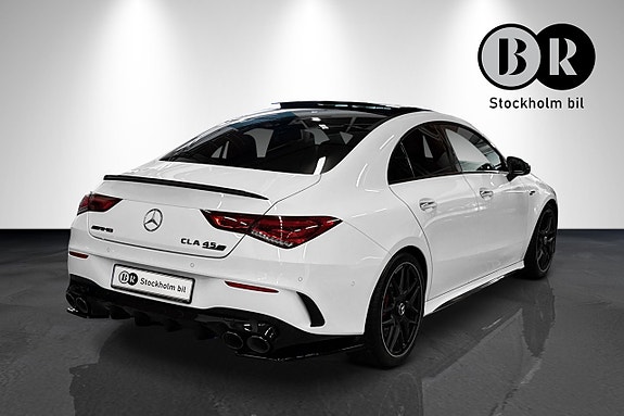 Mercedes-Benz CLA45 3 of 5