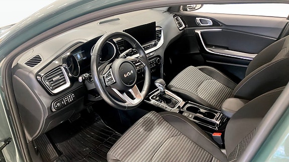 Kia Ceed 8 of 12