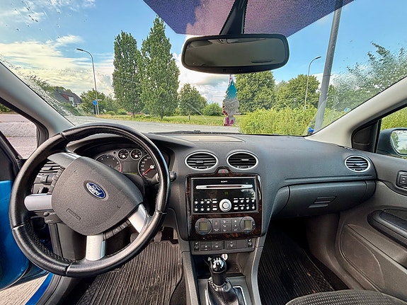 Ford Focus 5 of 9