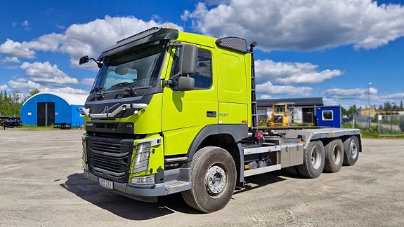 Volvo FM 500 8x4 Tridem Euro6 2 of 5